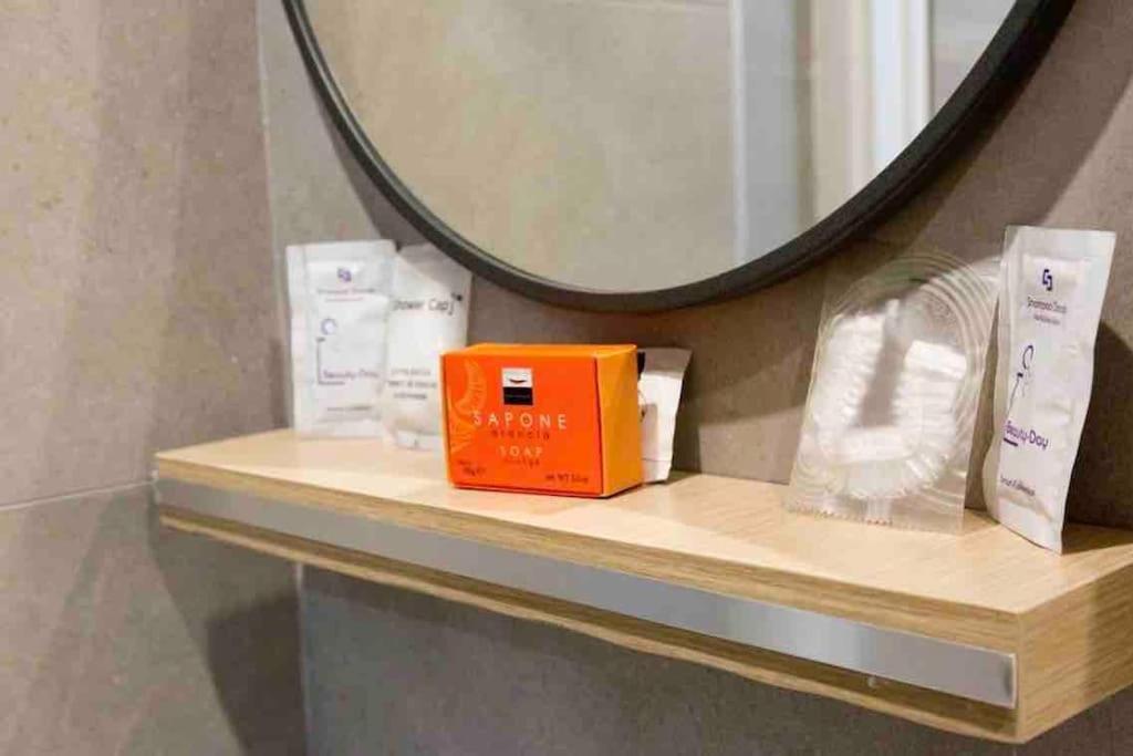 Casina In Centro Storico Apartment Наполи Екстериор снимка